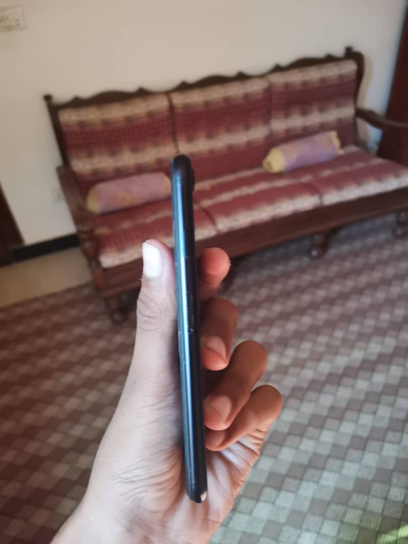 Apple iPhone SE 3