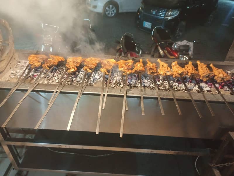 kitchen BBQ  helper 2