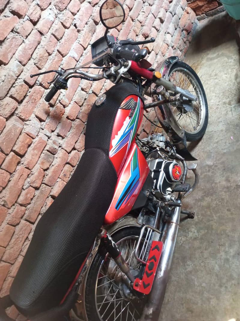 Honda CD 70 4