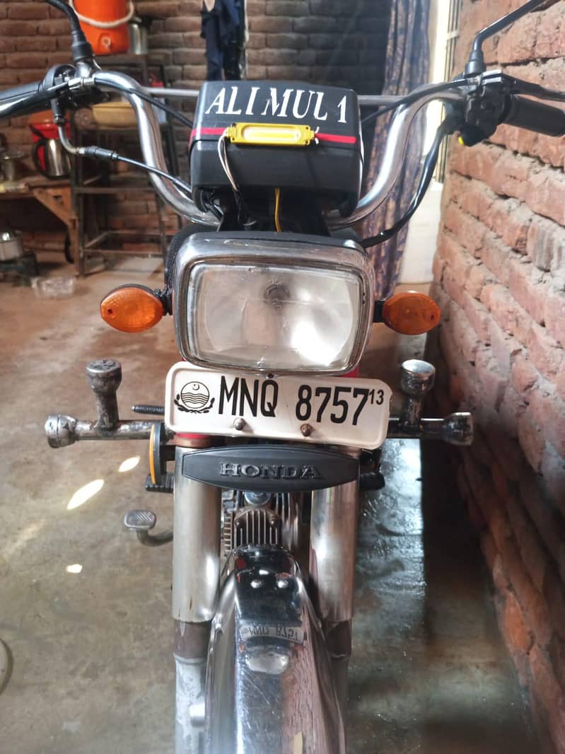 Honda CD 70 7