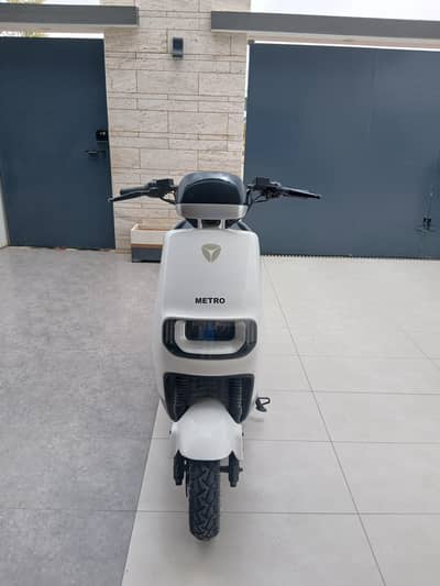 metro e8s