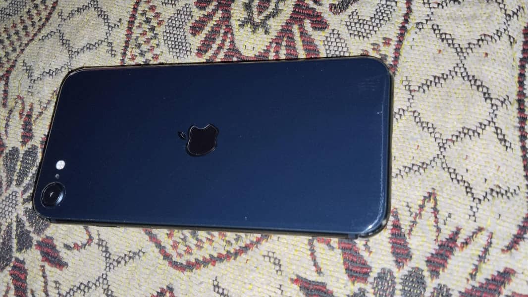 Apple iPhone SE 2022(3rd generation) 6