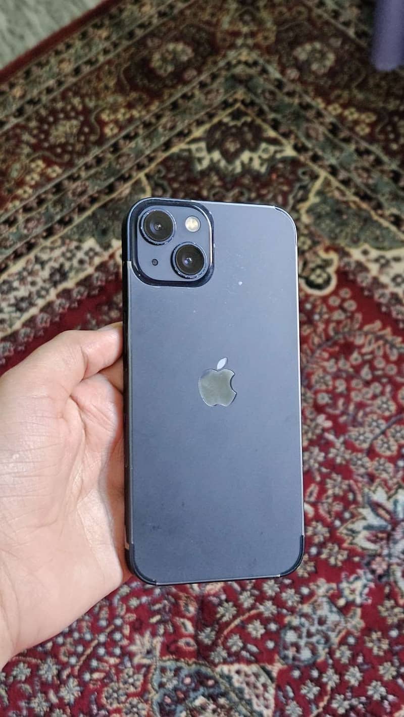 Apple iPhone 13 1