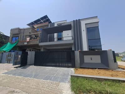 10 Marla Brand New Corner House B 17 Islamabad D Block For Sale