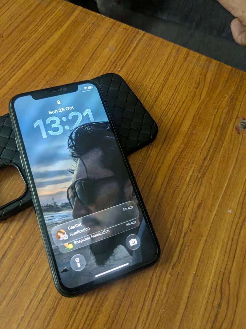 Apple iPhone 11 Pro 0