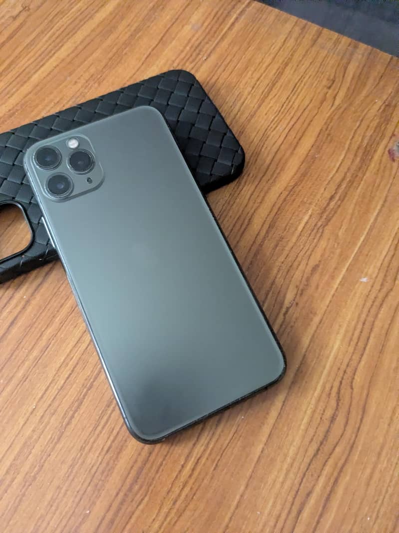 Apple iPhone 11 Pro 1