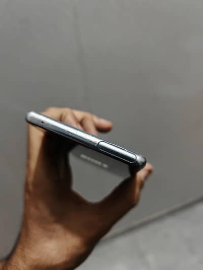 Sony Xperia 1 available in normal condition 6gb 64gb Non Pta all ok
