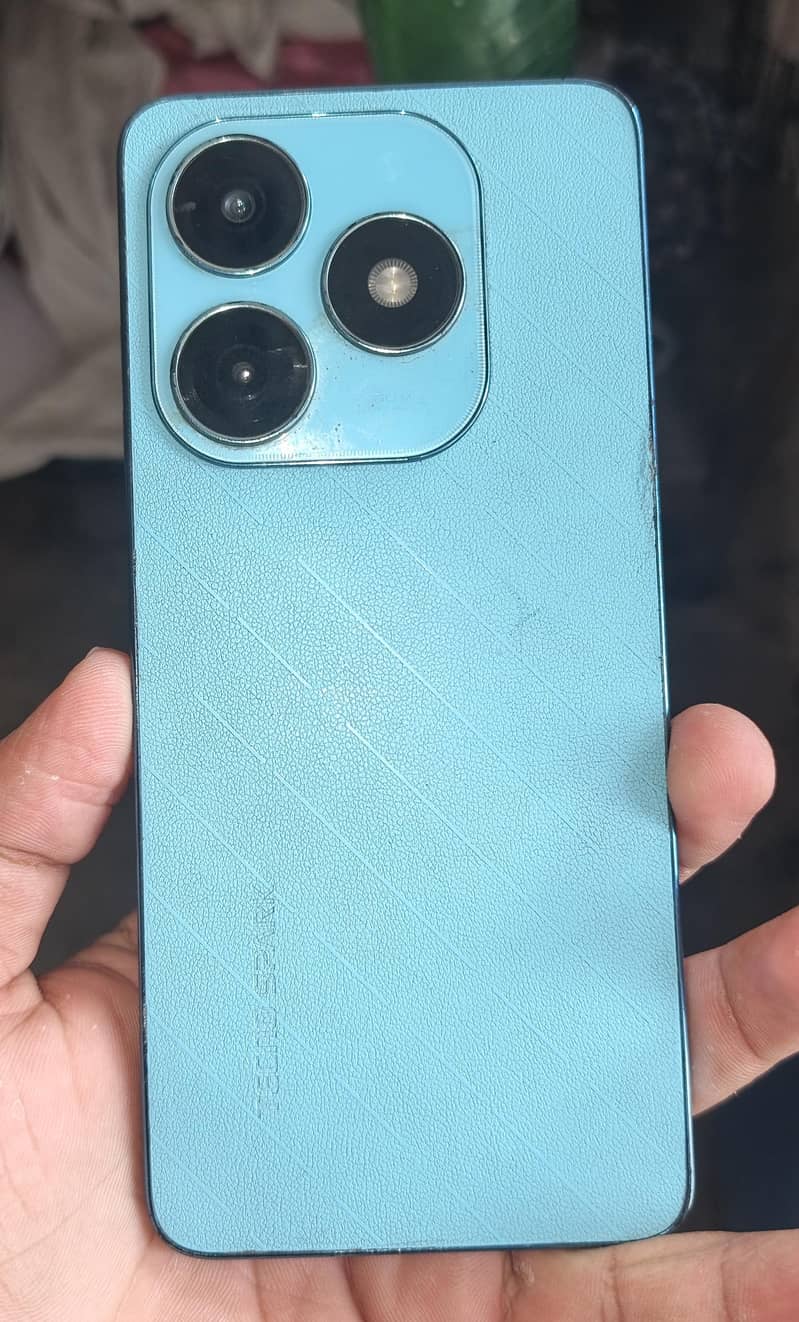 Tecno Spark 20 0