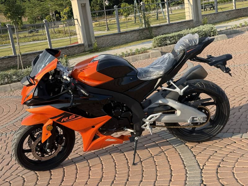 YZF- R6 1