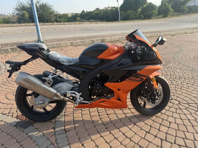 YZF- R6 8