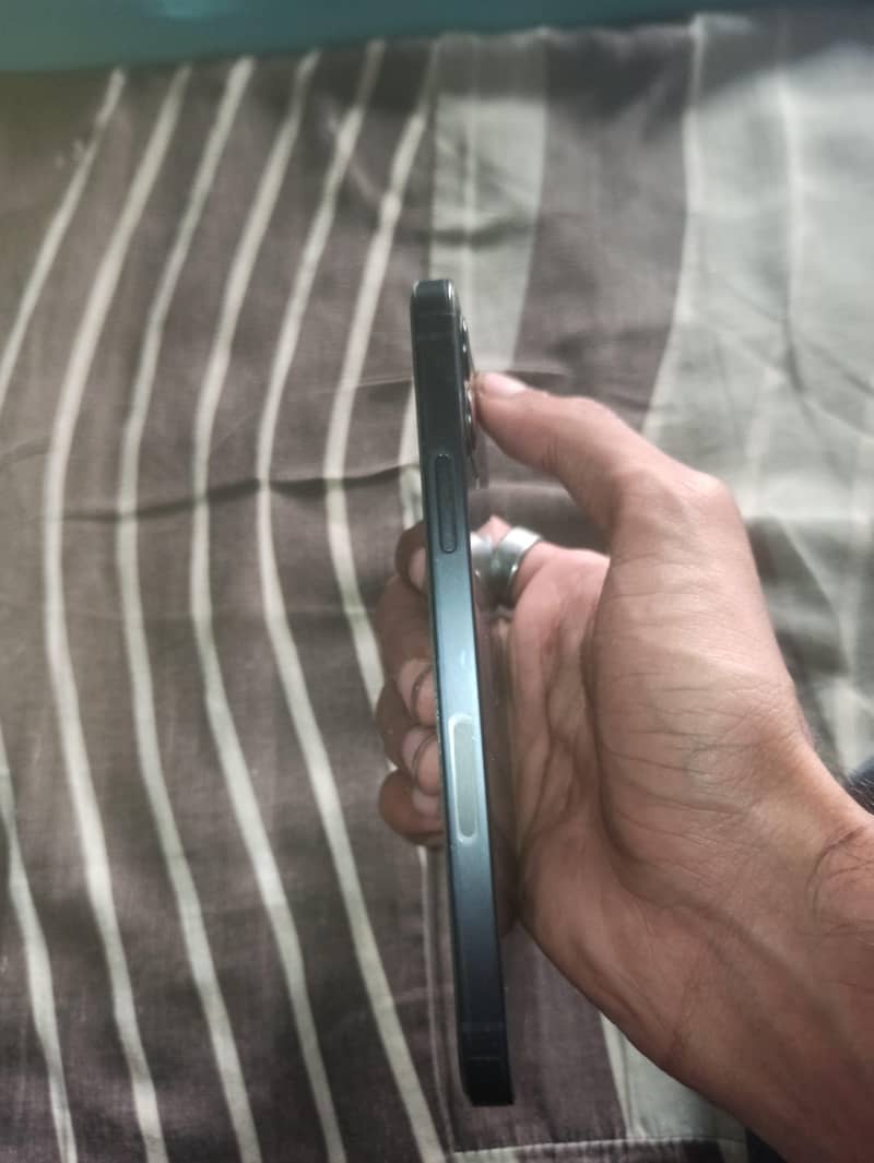 Apple iPhone 12 2