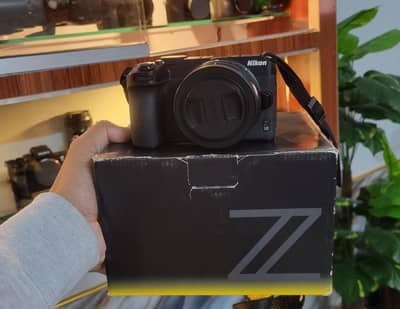Nikon Z30 (Complete box) (Brand new) (4k clicks only)
