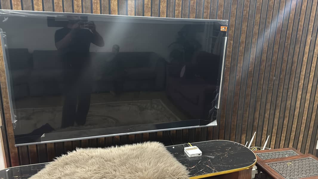 TCL P735 1