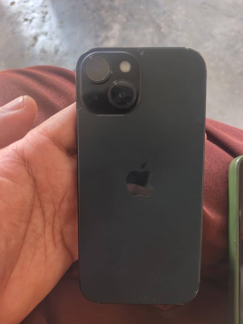 Apple iPhone 15 3