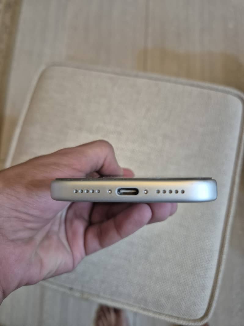 Apple iPhone 17 Pro 4