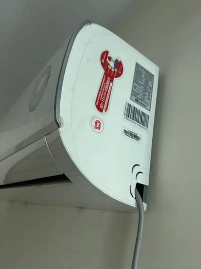 split inverter AC for  sale 10/10 condition