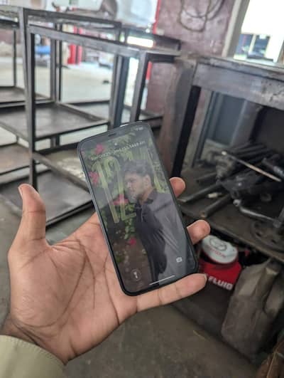 Apple iPhone 12