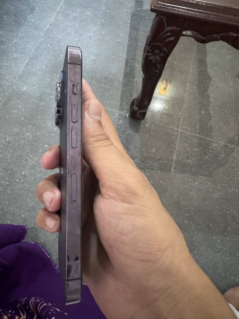 Apple iPhone 14 Pro 4
