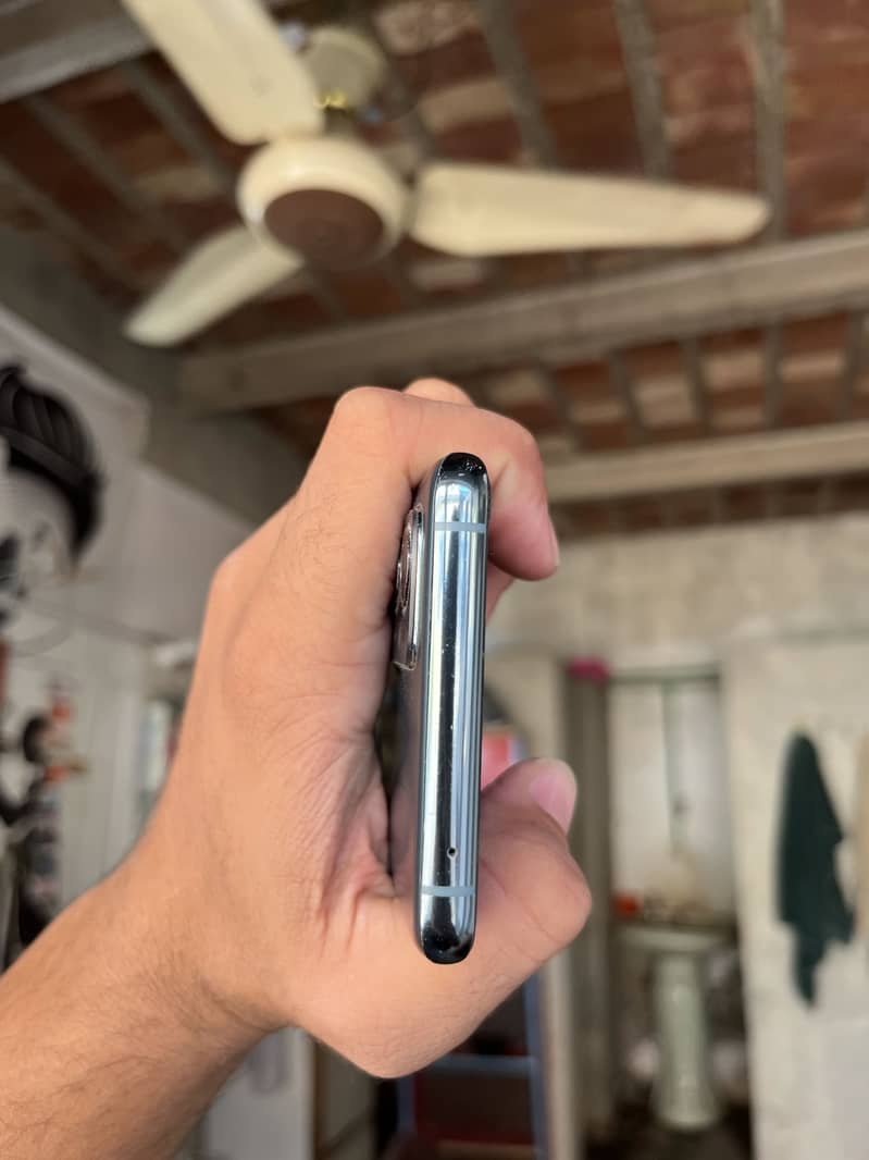 One Plus 9 pro 5 G 2