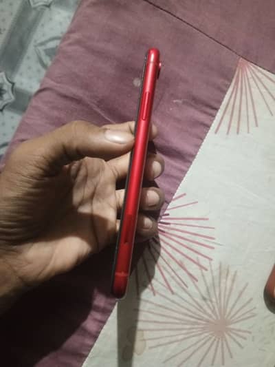 Apple iPhone XR