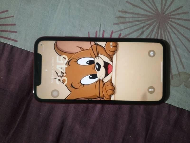 Apple iPhone XR 7