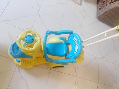 Kids push Car