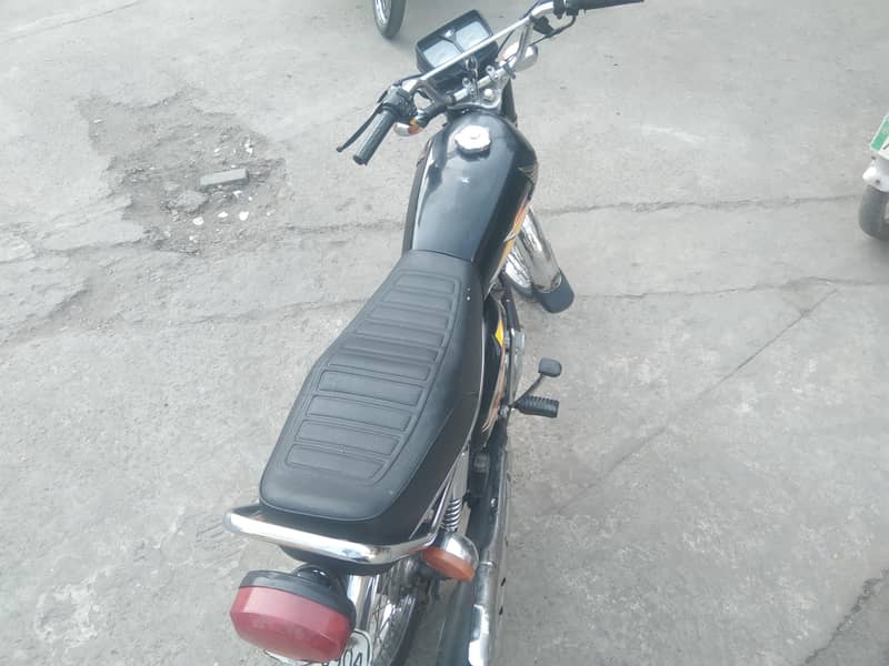 cig 125 1