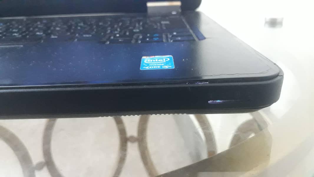 Dell Latitude E5440 3