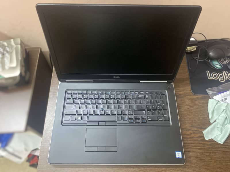 DELL PRECISION 7720 5