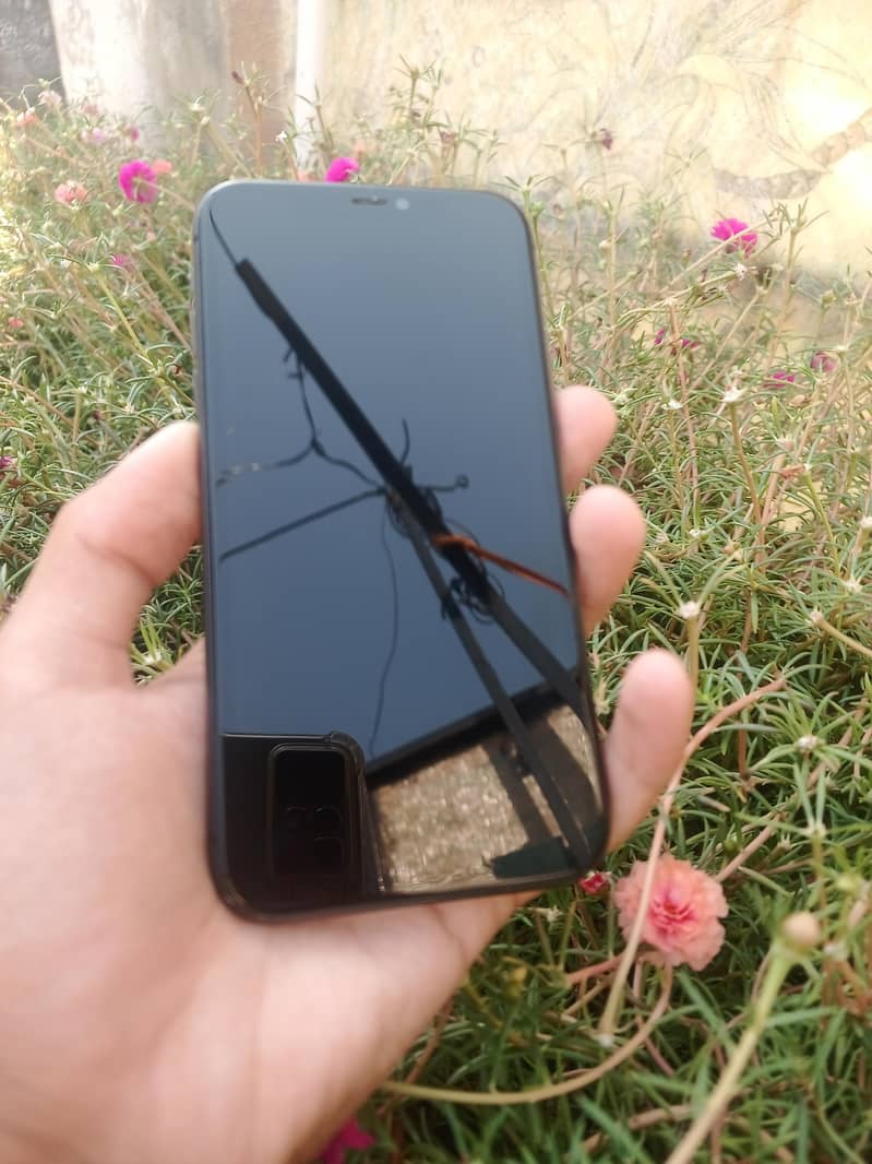 iPhone 11 1