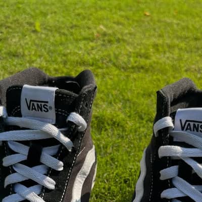 Pre-loved  Vans Sk8-Hi || 10/10 condition ||