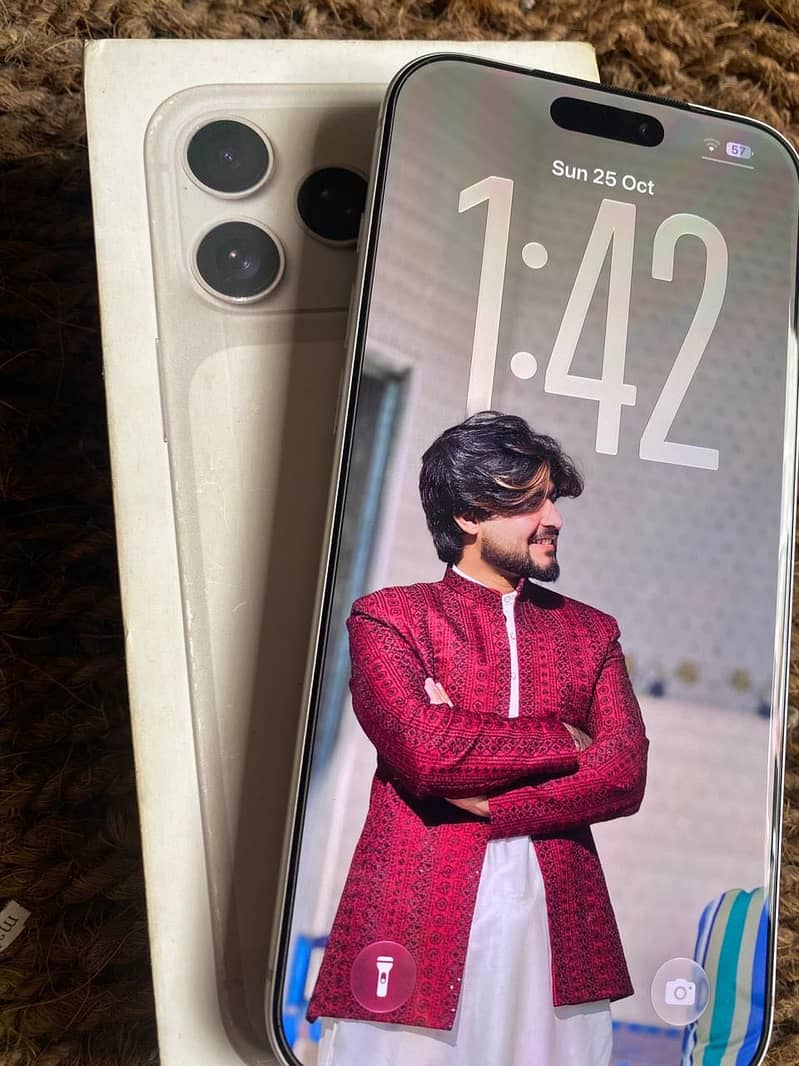 Apple iPhone 17 Pro Max 1