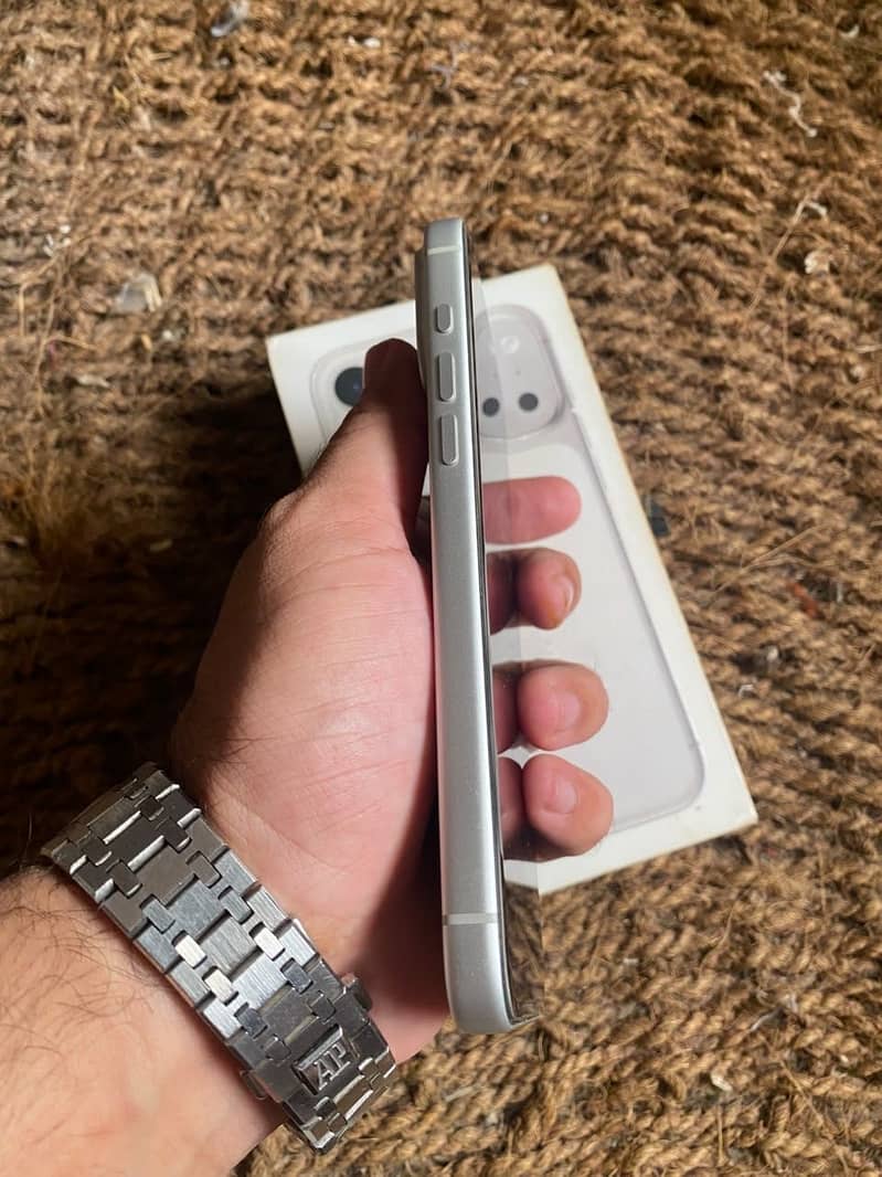 Apple iPhone 17 Pro Max 3