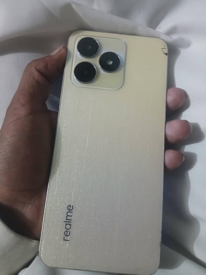 Realme C53 0