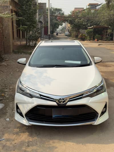 Toyota Altis Grande 2025