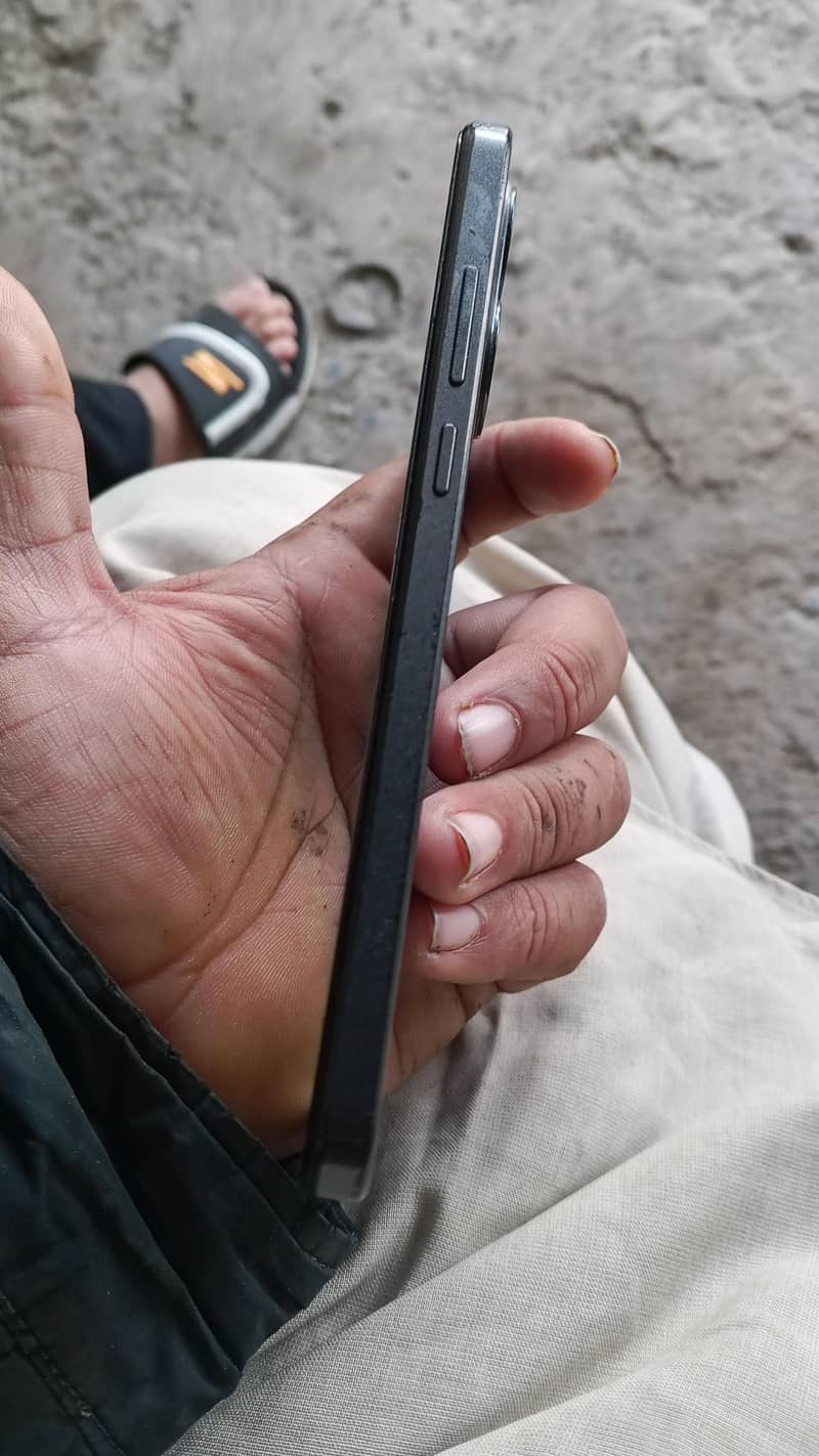 OPPO A78 1