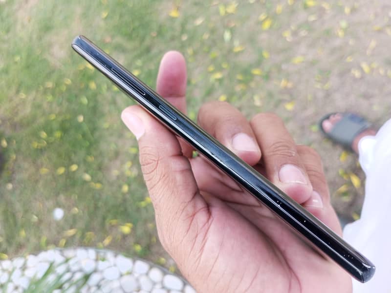 Samsung Mobile Note 8 7