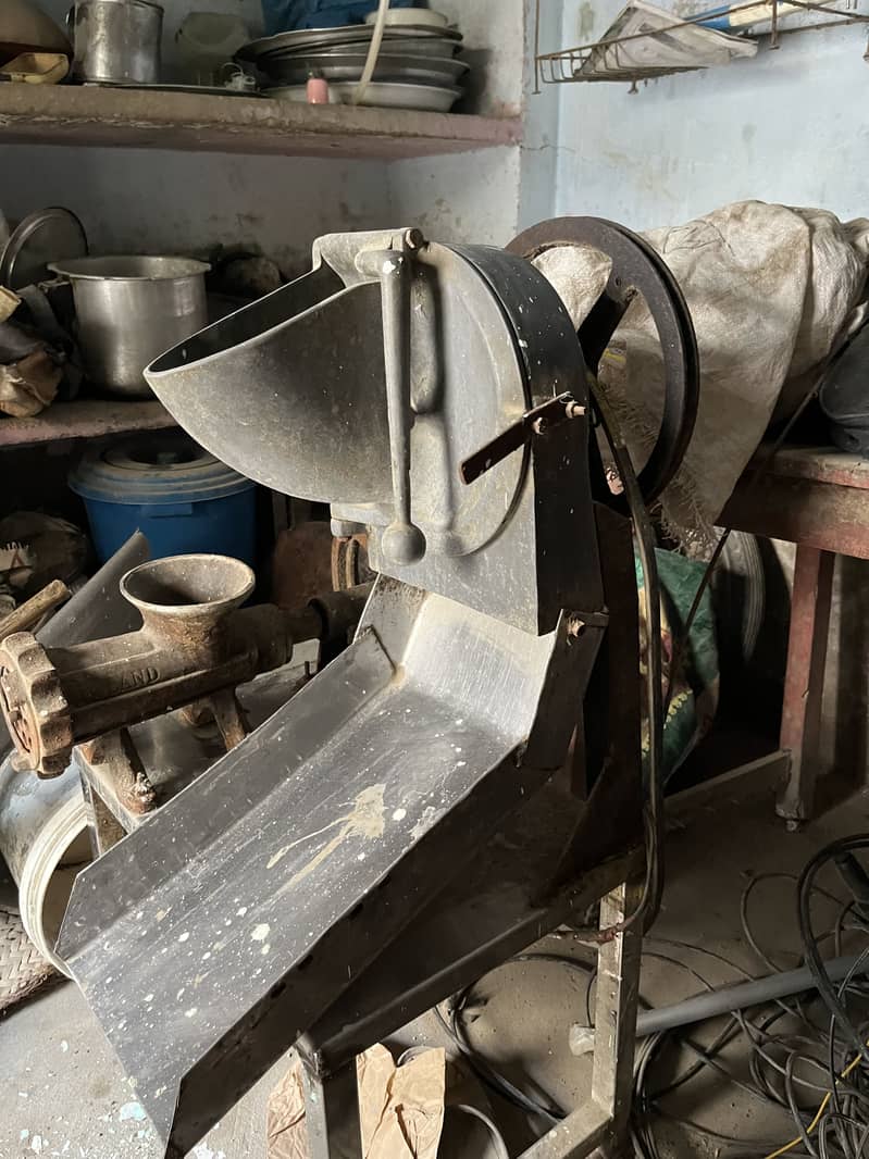 Keema machine 1