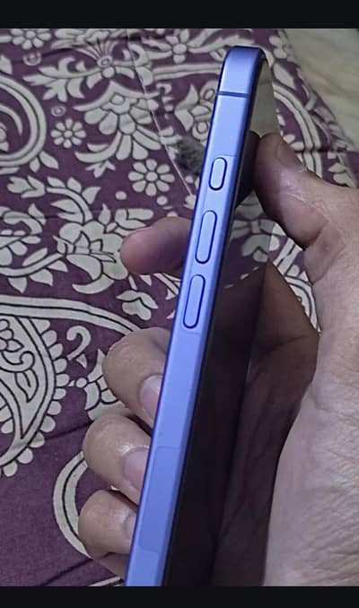 Apple iPhone 16 99 battery non pta