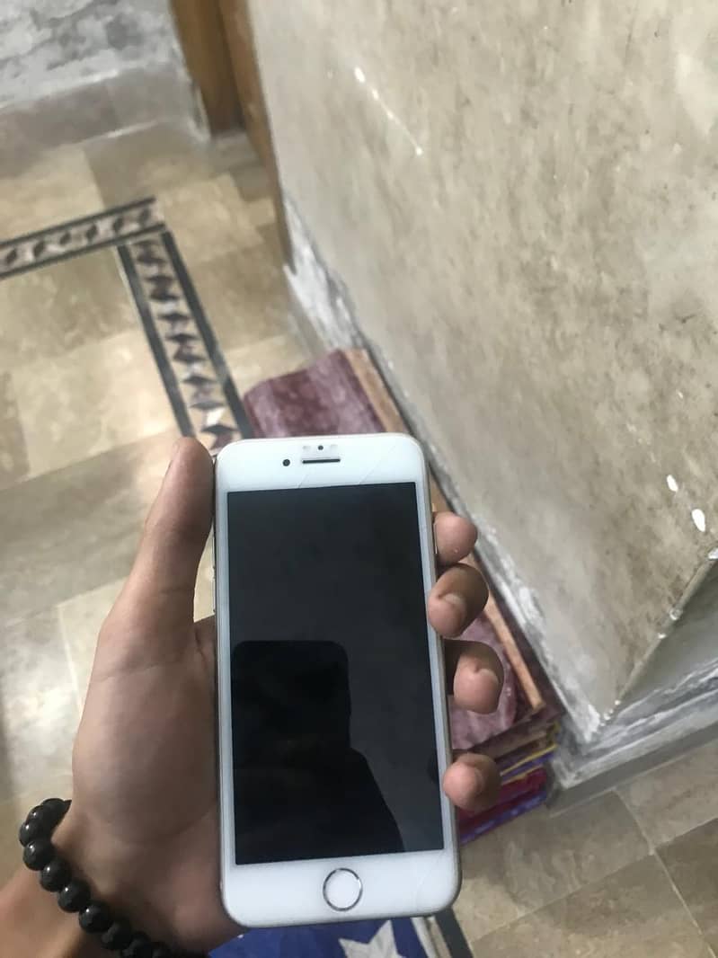 Apple iPhone 8 2