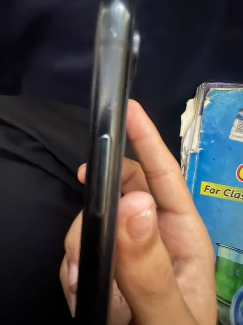 Apple iPhone XR 3