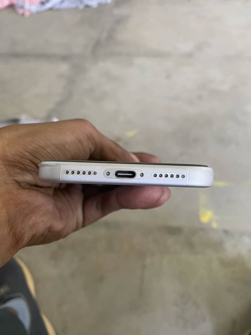 Apple iPhone 17 Pro Max 5