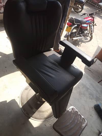 Brand New Style Barber / Sirf 1 Mahina Use Hui Hai
