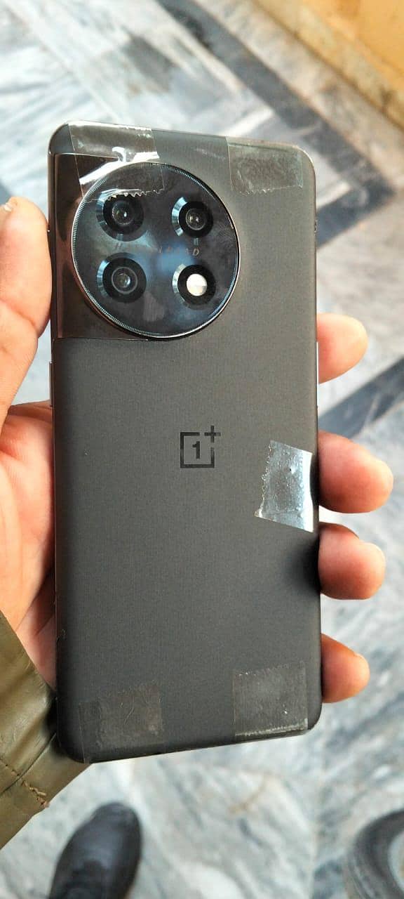One Plus 11 5G 0