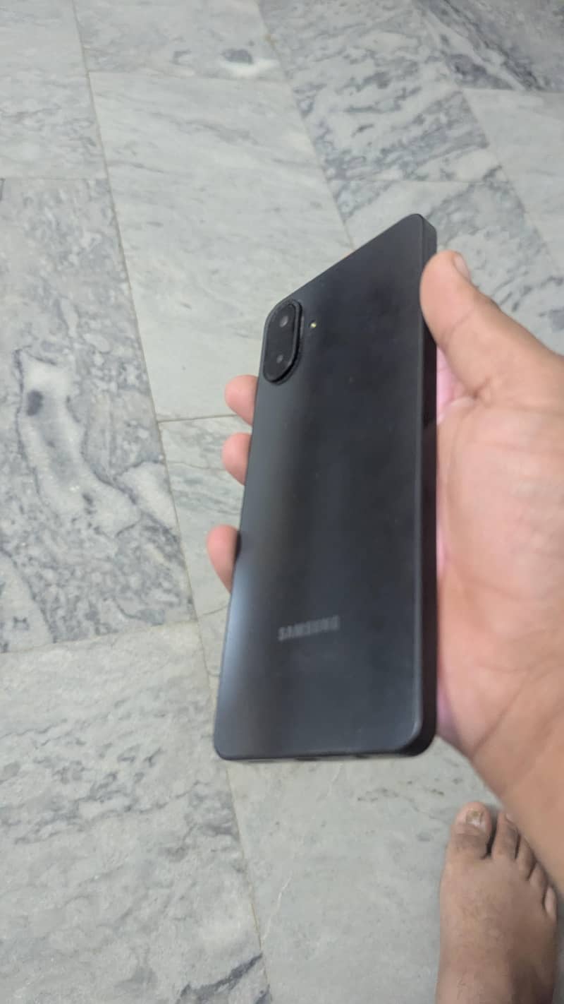 Samsung Mobile A07 4