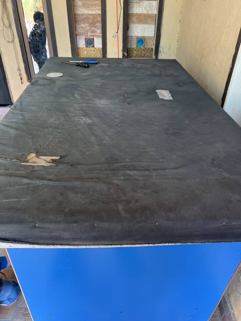 Tailors cutting table 1