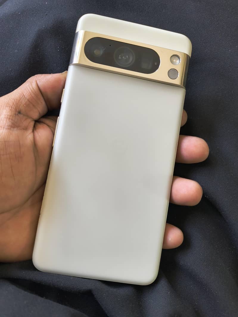 Google Pixel 8 Pro 0