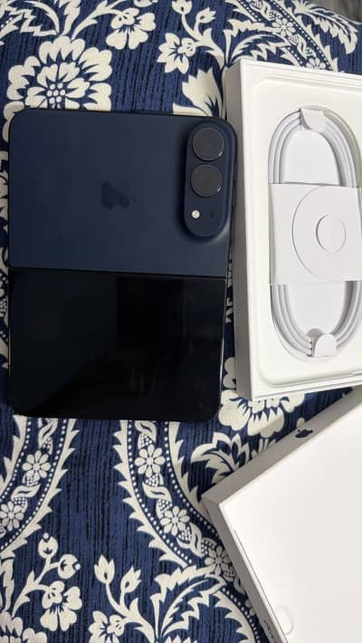 Apple iPhone Duo