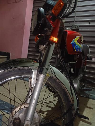 I m selling Honda cd 70 engine no open no rapier