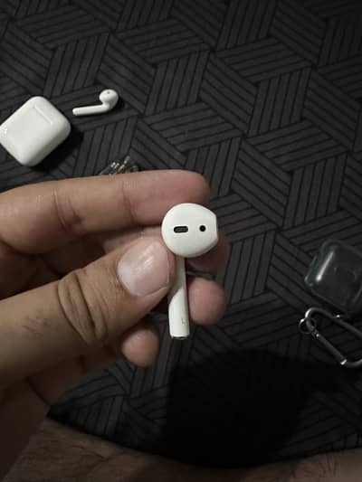 Apple airpods gen 2 brand new just box open 1 week original